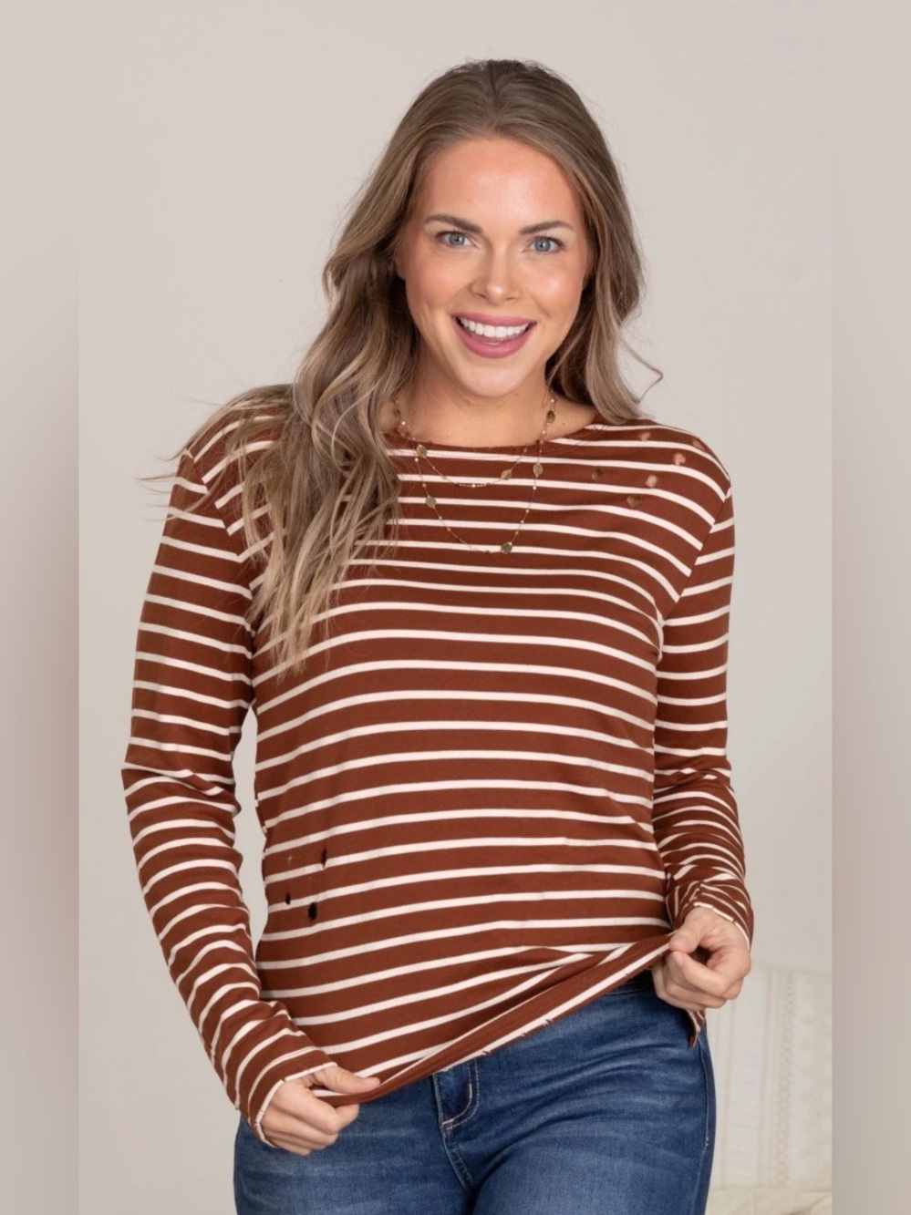 Woman’s L Long Sleeve Knit Top Laser Cuts Distressing Brown & White New Tags